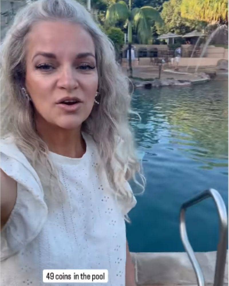 Instagram.com/vintagevsvogue